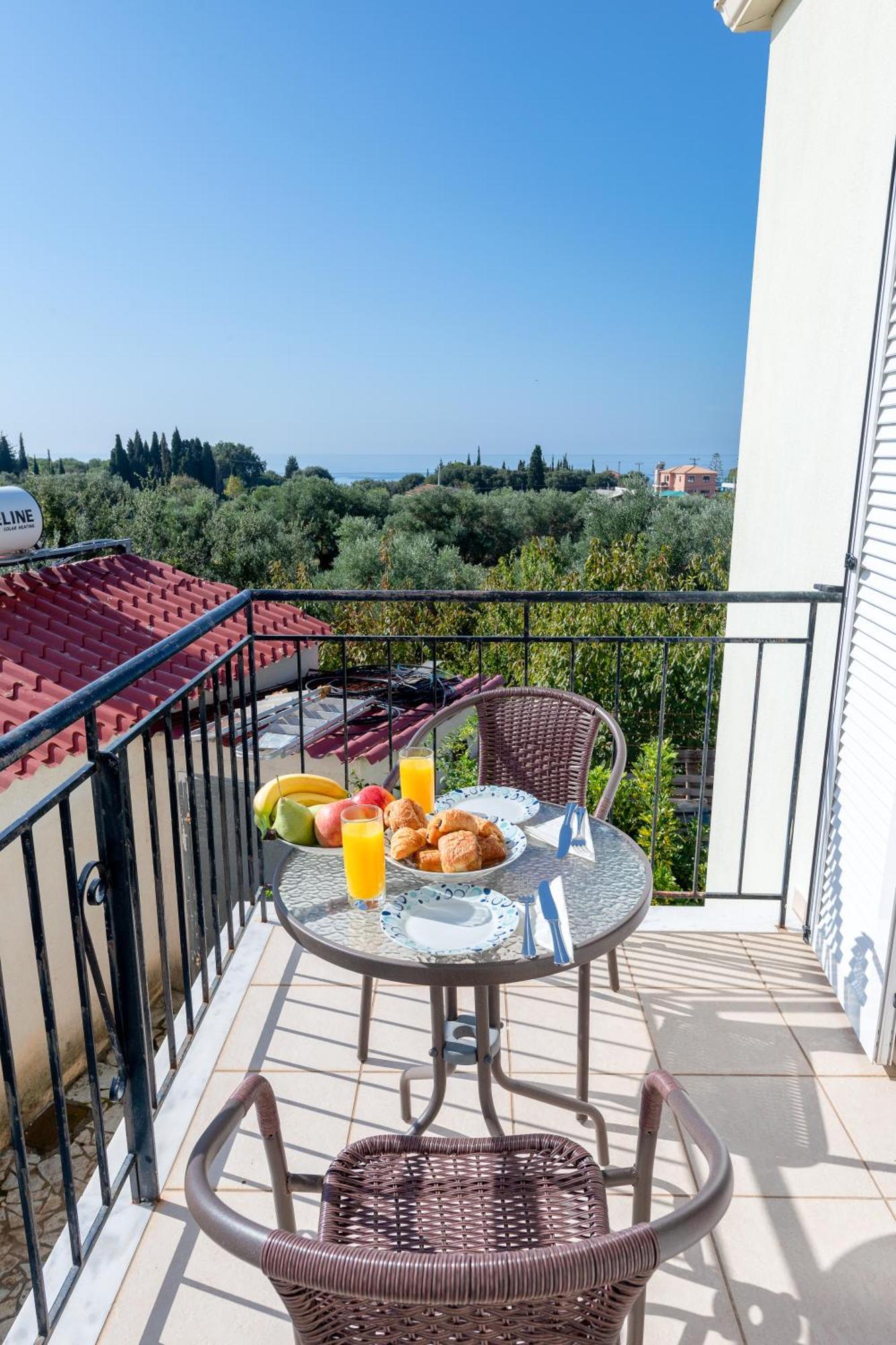 Vista Verde Studios & Apartments Svoronata Luaran gambar