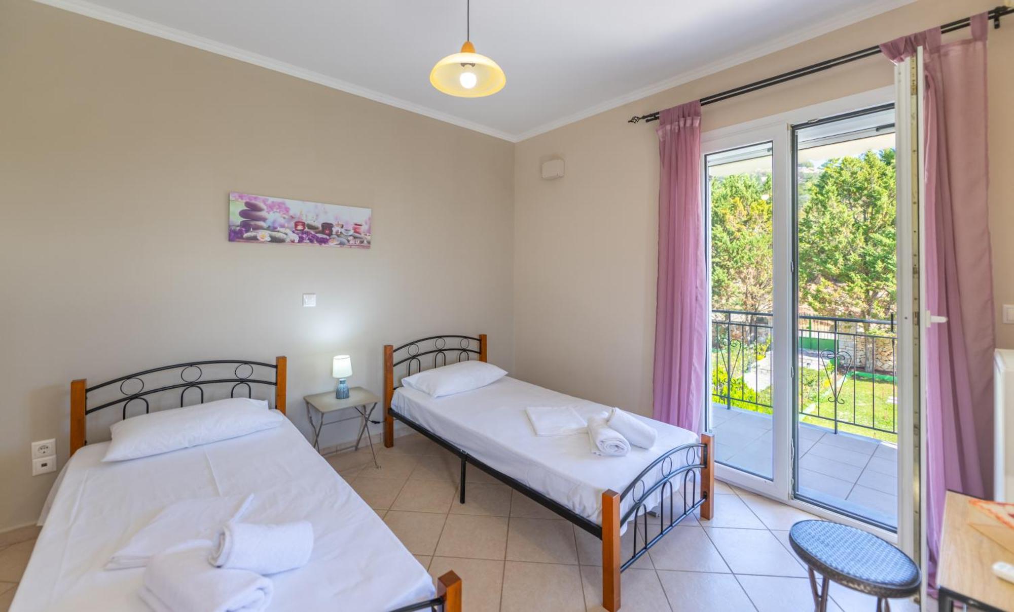Vista Verde Studios & Apartments Svoronata Luaran gambar