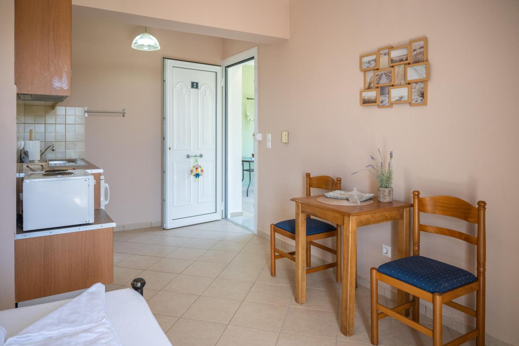 Vista Verde Studios & Apartments Svoronata Luaran gambar